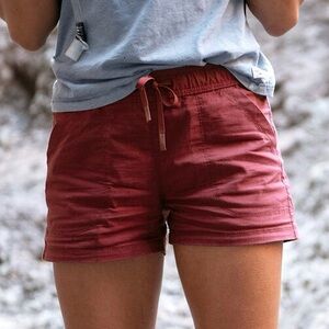 NWT Title Nine Women’s Scout Ripstop Shorts 5” Red Maroon Size‎ XS